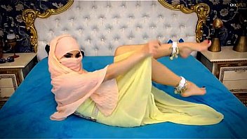Webcam Arab hijab tease sexy feet